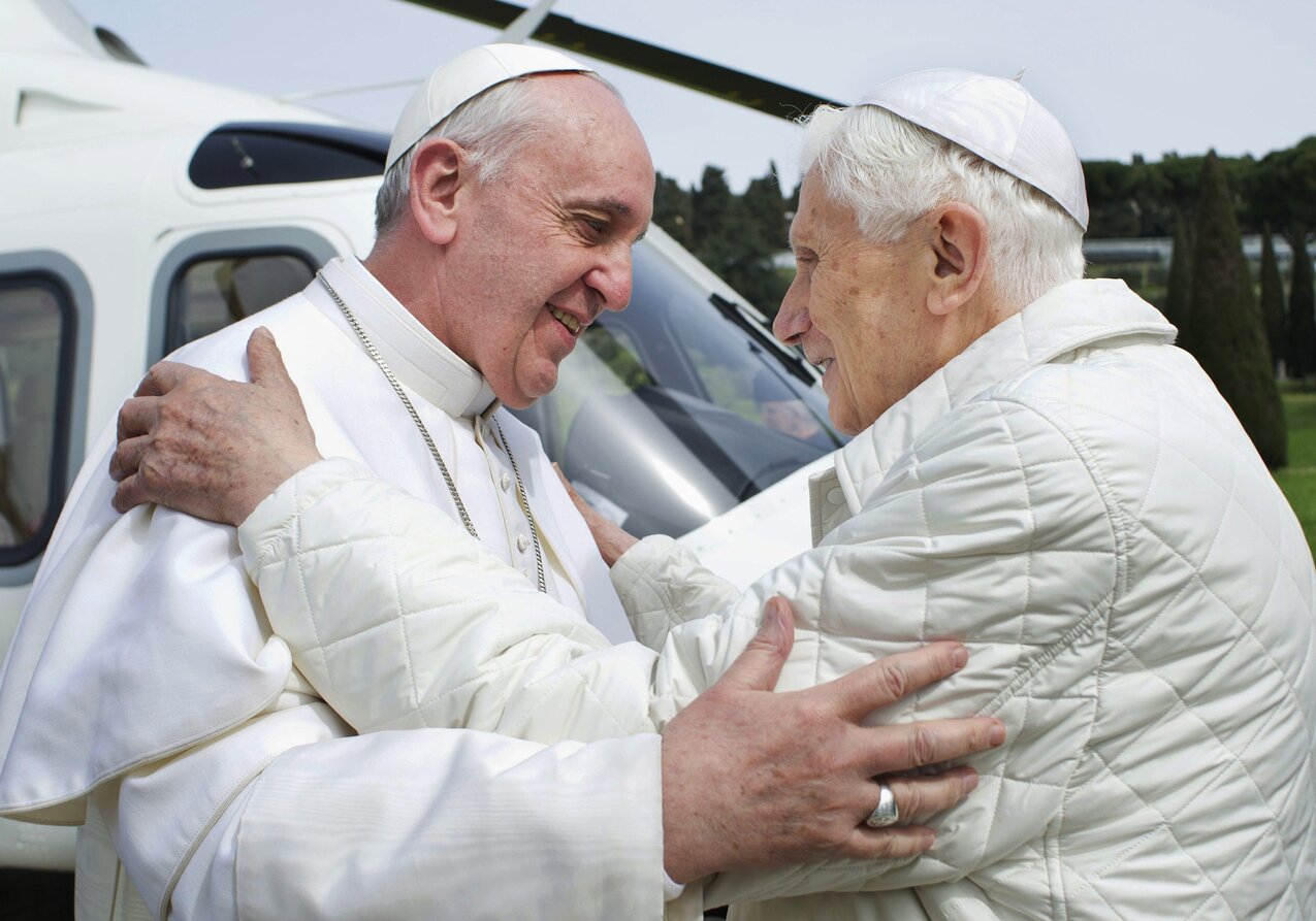 Pope Francis to celebrate Jan. 5 funeral Mass for Pope Benedict XVI