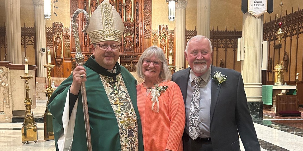 50th wedding anniversary Mass celebrates couples married in 1974
