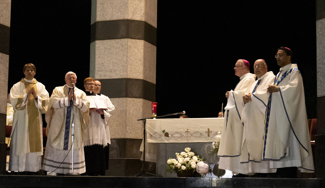 Cleveland bishops join thousands for Ohio pilgrimage    