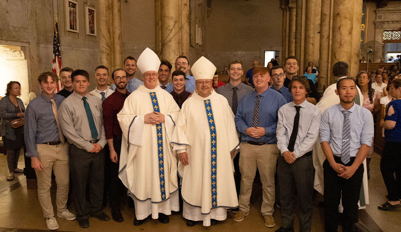 Cleveland bishops join thousands for Ohio pilgrimage    