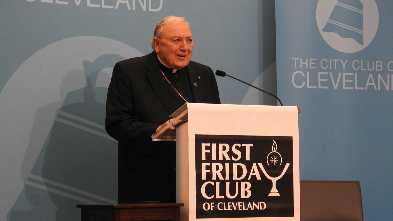 Airline pilot/pro-life advocate addresses First Friday Club of Cleveland