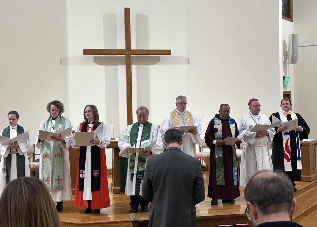 Bishop Woost participates in ecumenical worship service for Christian unity