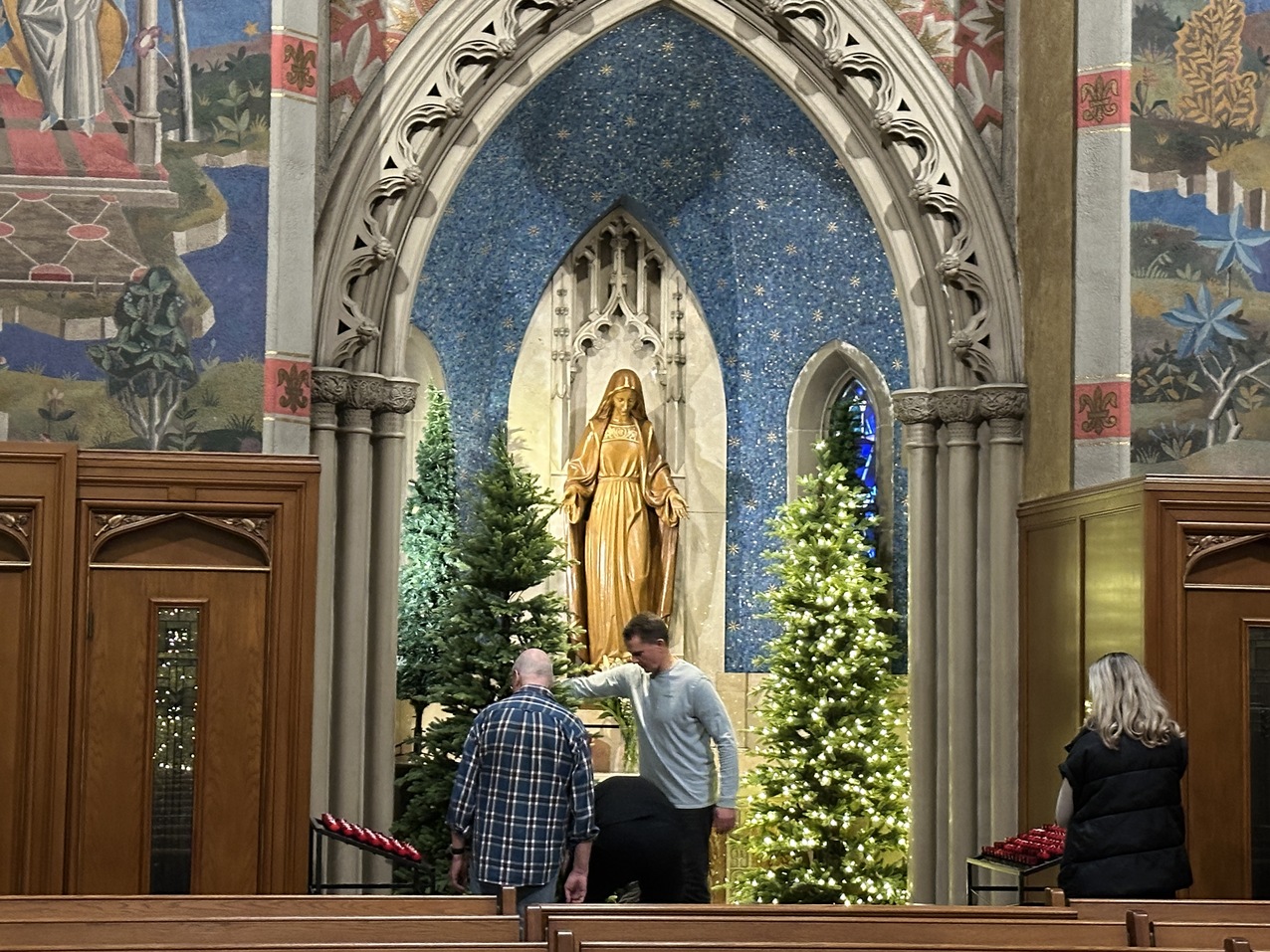 Cathedral, TV Mass and confession schedules announced for Christmas season