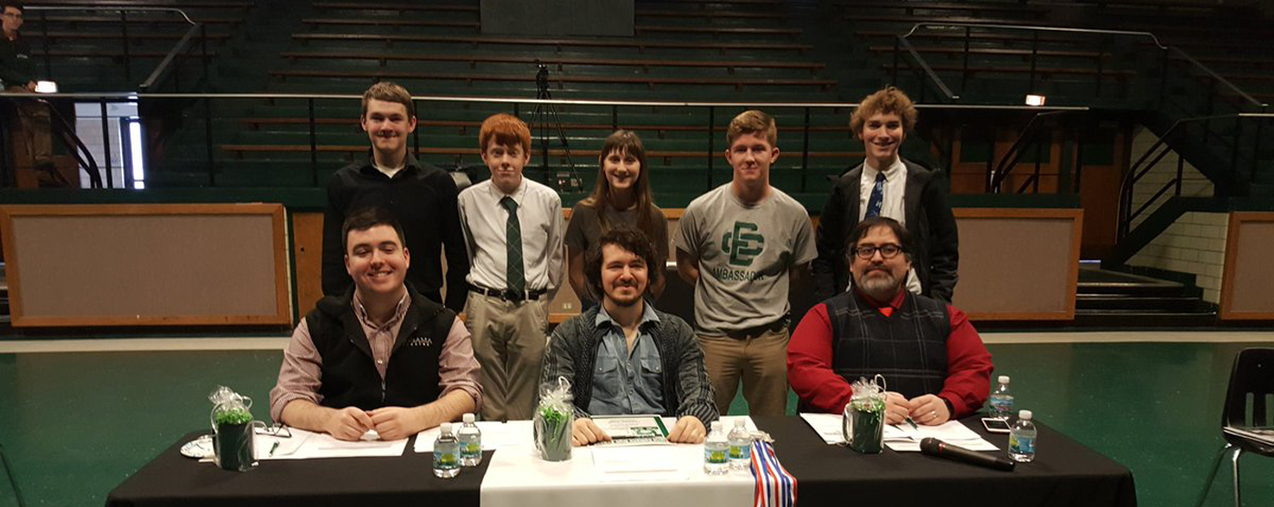 Digital Bible study supports Elyria Catholic High School faculty, staff during time of uncertainty