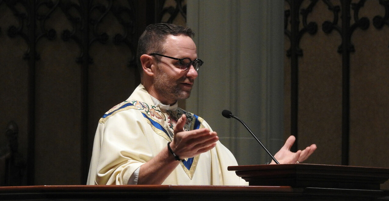 First diocesan young adult Mass focuses on Jesus, redeemer and king