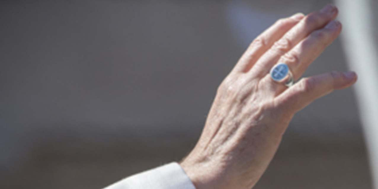 Holy Father grants plenary indulgence for victims of coronavirus as well as those who pray for them