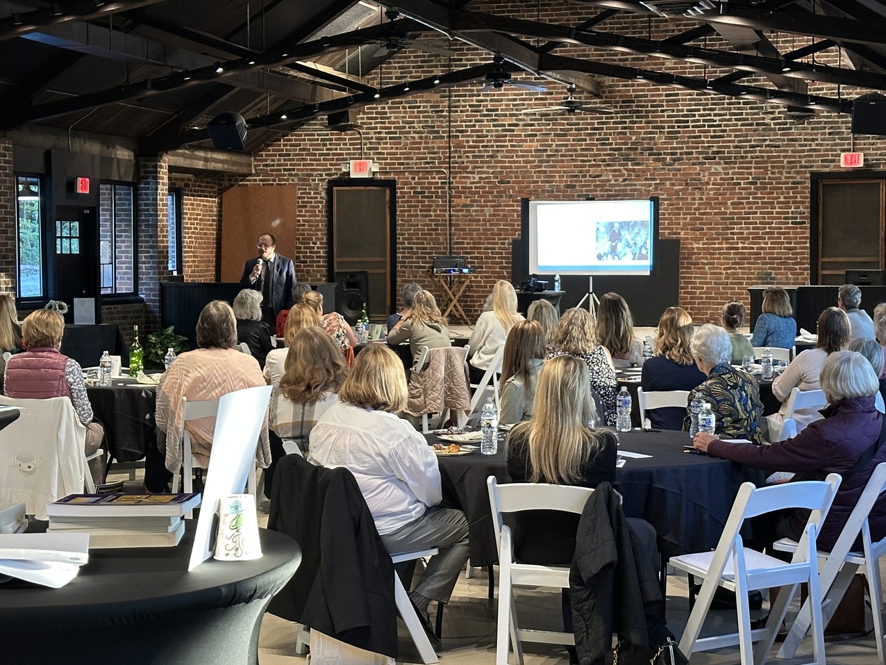 Seminary professor offers Women’s Giving Circle insight into Pope Leo XIV 