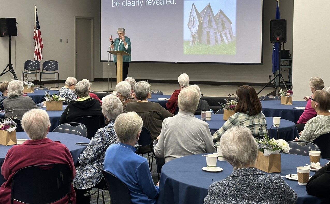 Sisters discuss challenges of religious life, look to the future during CORL program