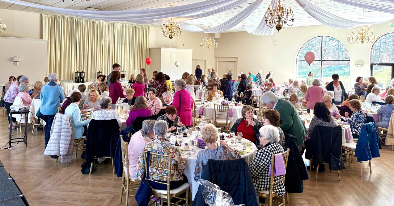Women’s Board of Catholic Charities, Summit County hosts annual benefit luncheon, fashion show
