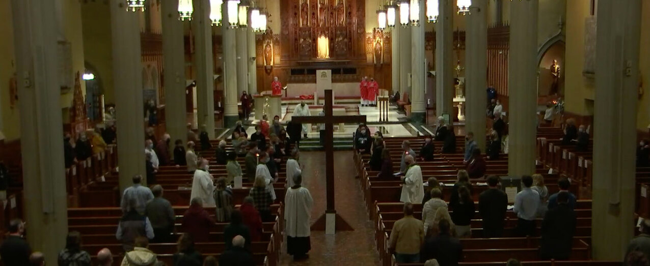 Somber Good Friday liturgy recalls Jesus’ sacrifice on the cross